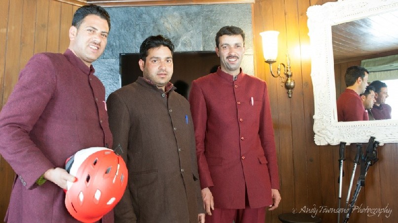 Each room have a series of guys to help keep your fire stoked and bring you tea.
