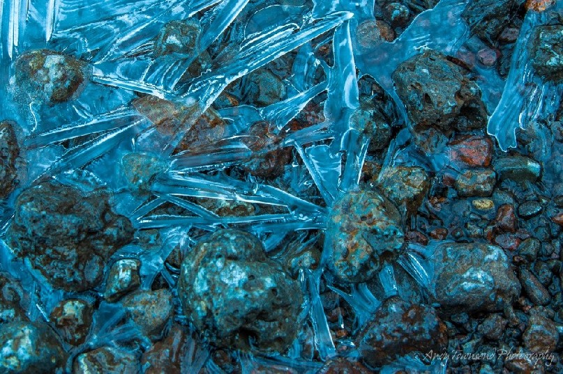 Ice patterns at Moir camp